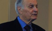 Alan Alda