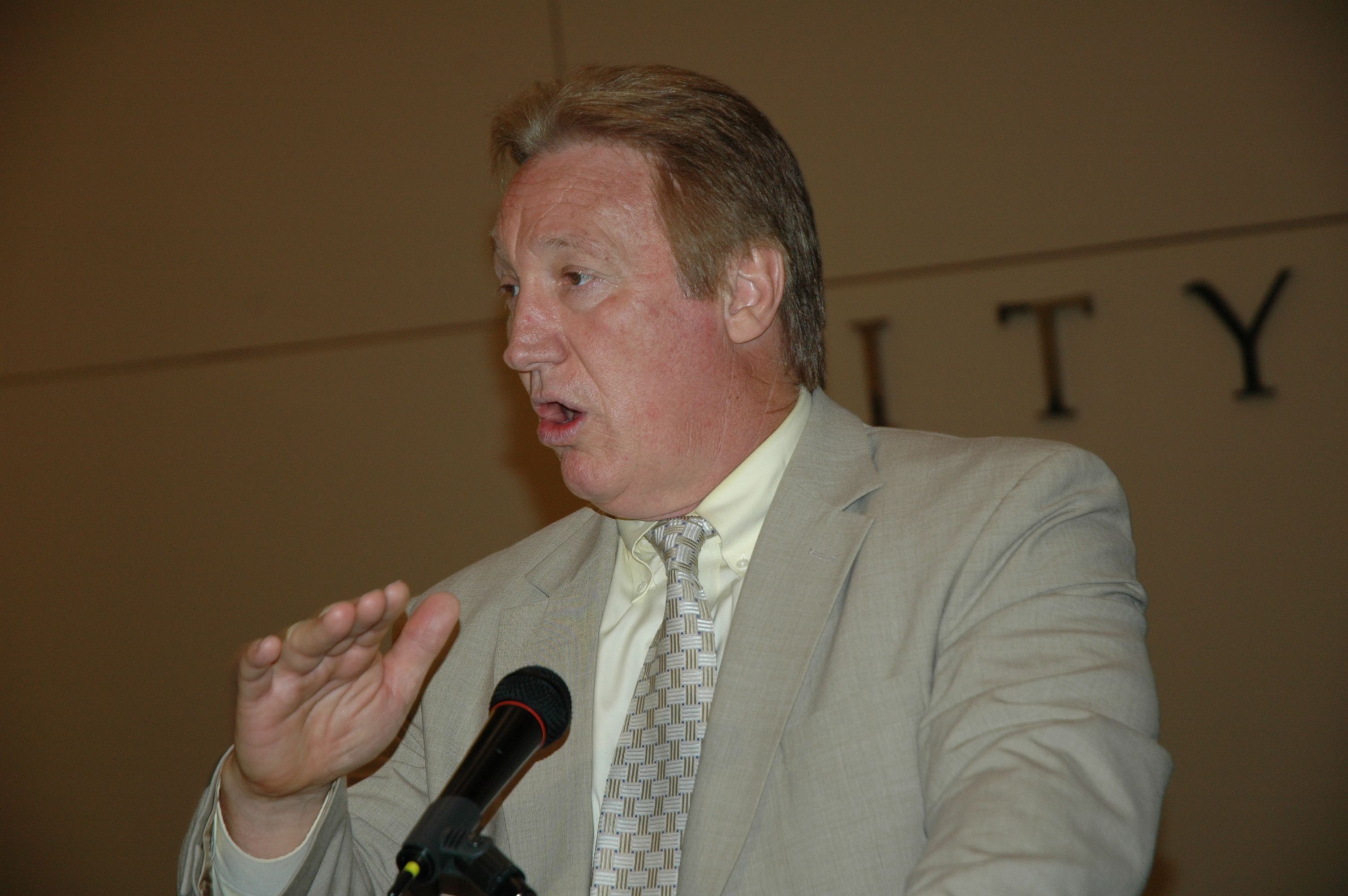 Pictures of Alan Autry