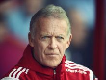 Alan Curtis