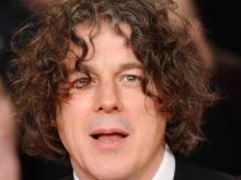 Alan Davies