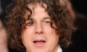 Alan Davies