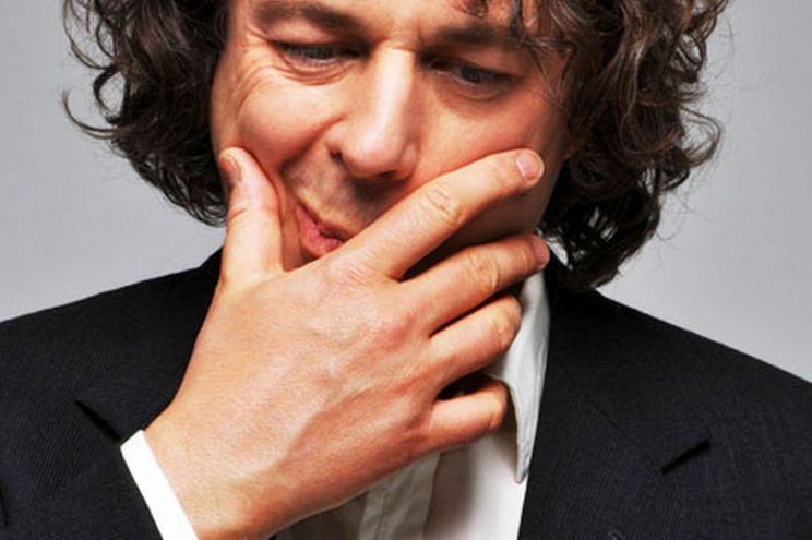 Alan Davies