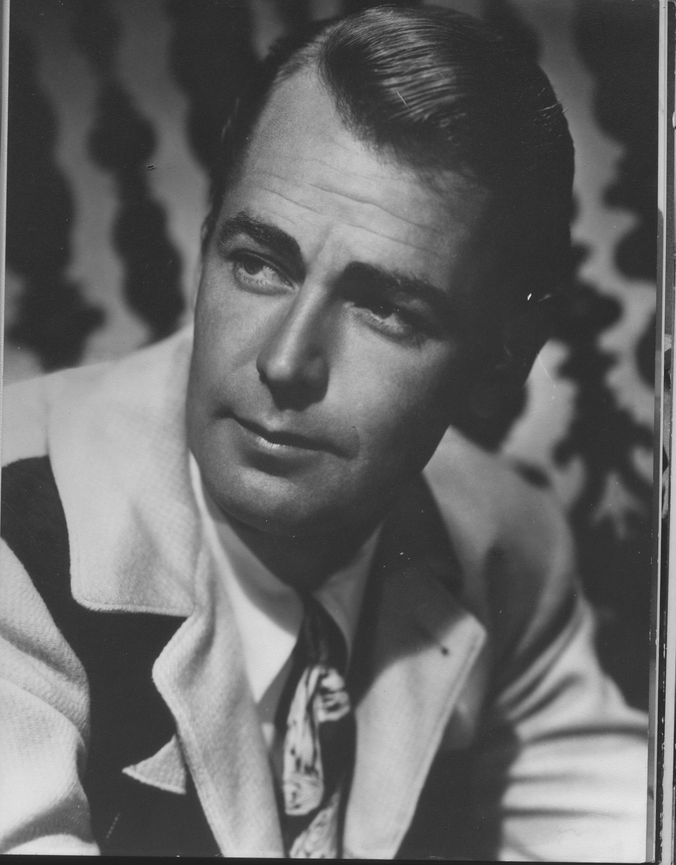 Pictures of Alan Ladd