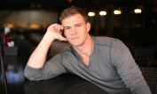 Alan Ritchson