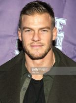 Alan Ritchson #82718 picture (Portrait Medium)