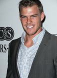 Alan Ritchson