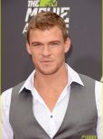 Alan Ritchson