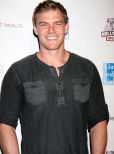 Alan Ritchson