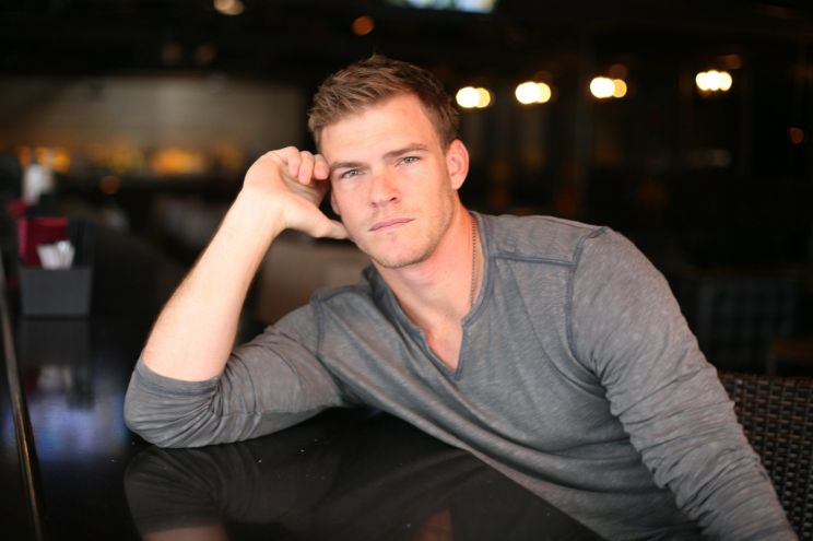 Alan Ritchson