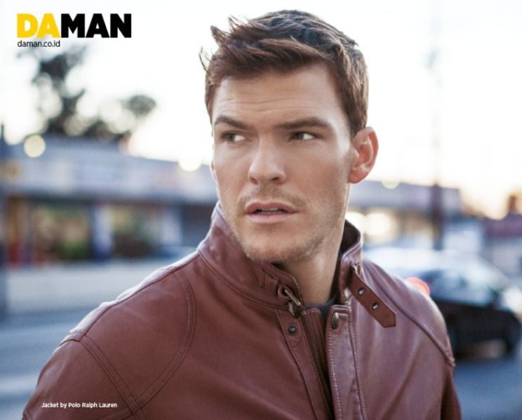 Alan Ritchson