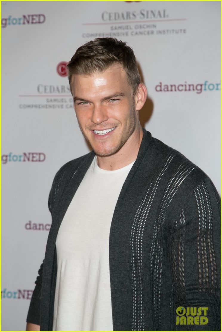 Alan Ritchson