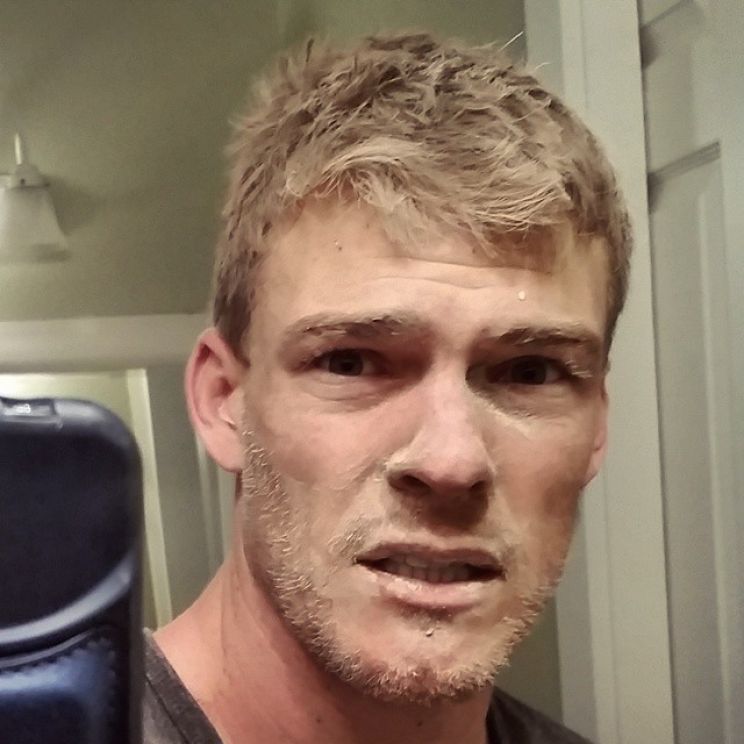 Alan Ritchson