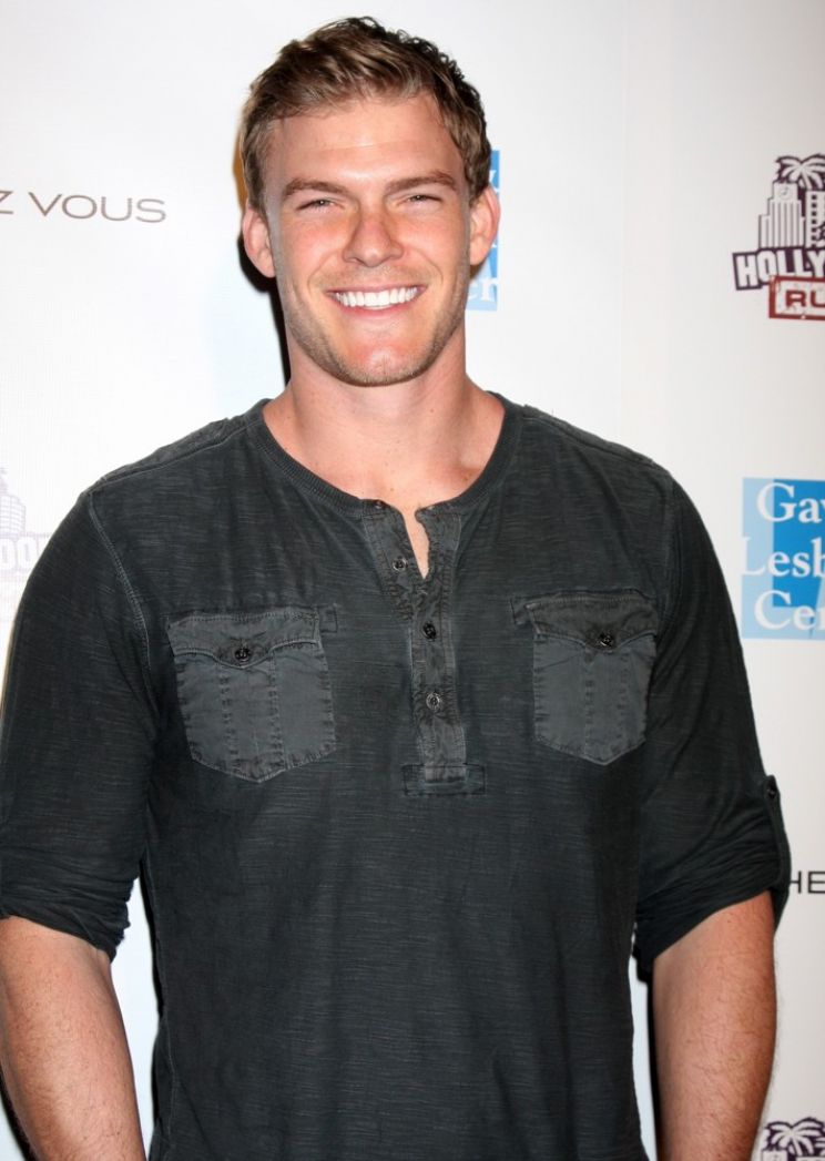 Alan Ritchson