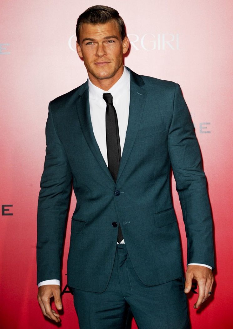 Alan Ritchson