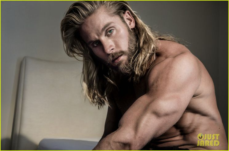 Alan Ritchson