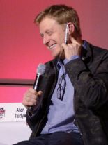Alan Tudyk photo