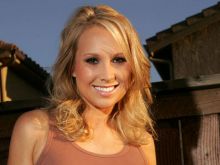Alana Curry