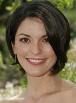 Alana De La Garza