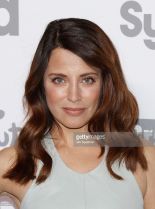 Alanna Ubach photo