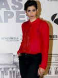Alba Flores