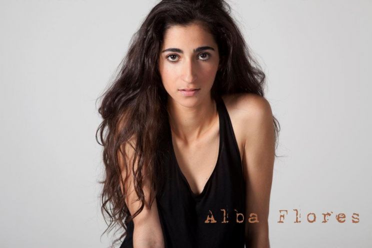 Alba Flores