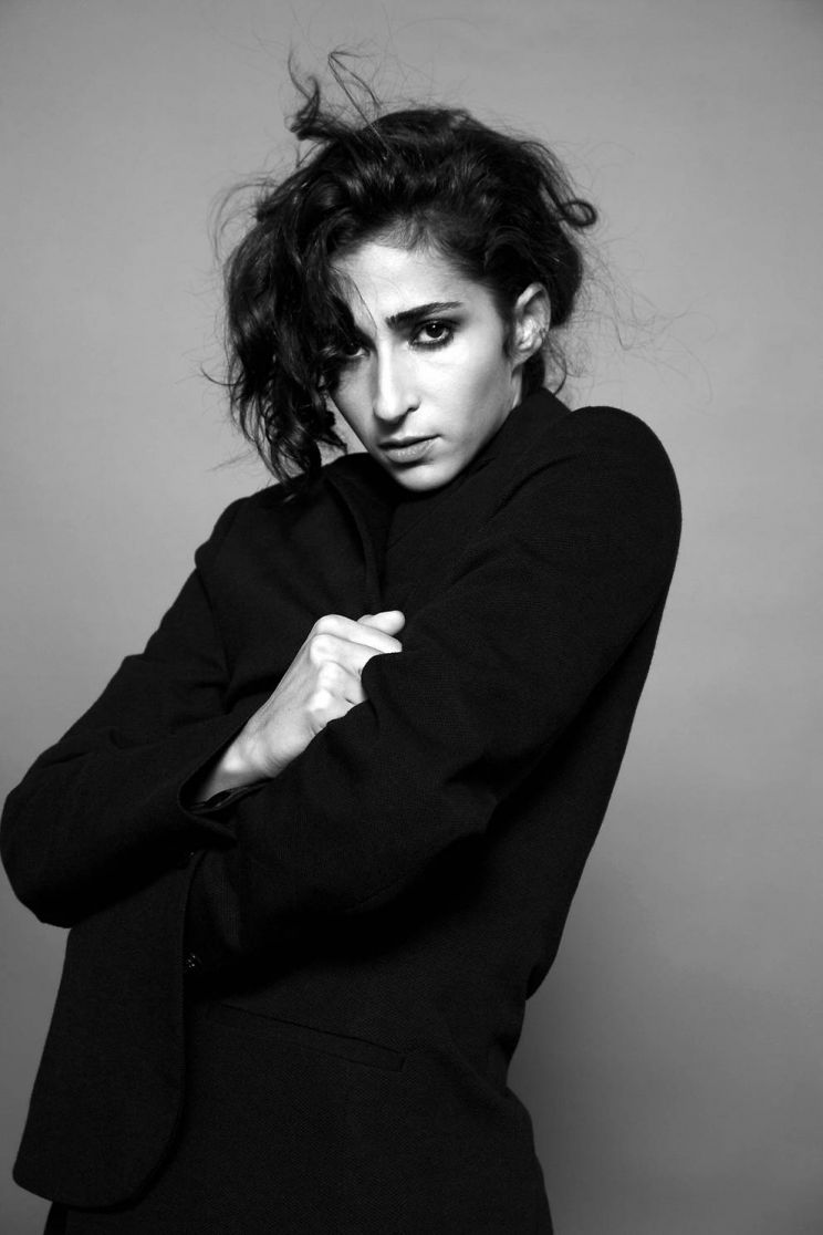 Alba Flores