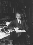 Albert Einstein
