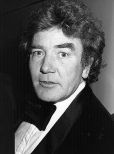 Albert Finney