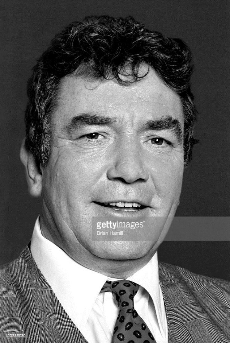 Albert Finney