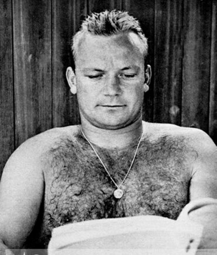 Aldo ray naked - 🧡 QLife News from around the Web OMG, he’s naked times 40...
