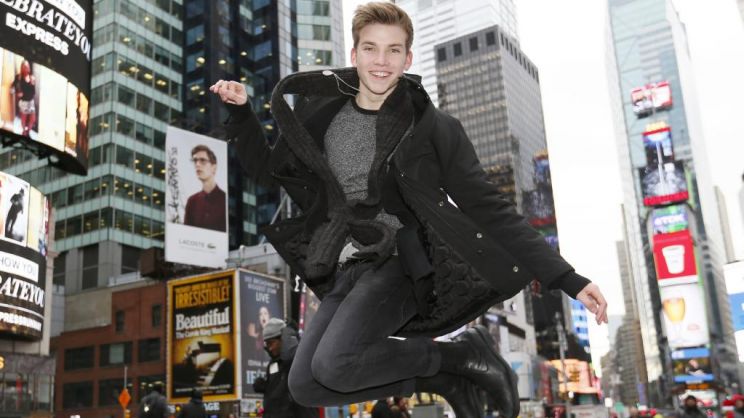 Alec Knight
