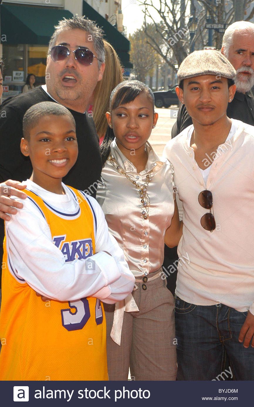 Pictures of Aleisha Allen