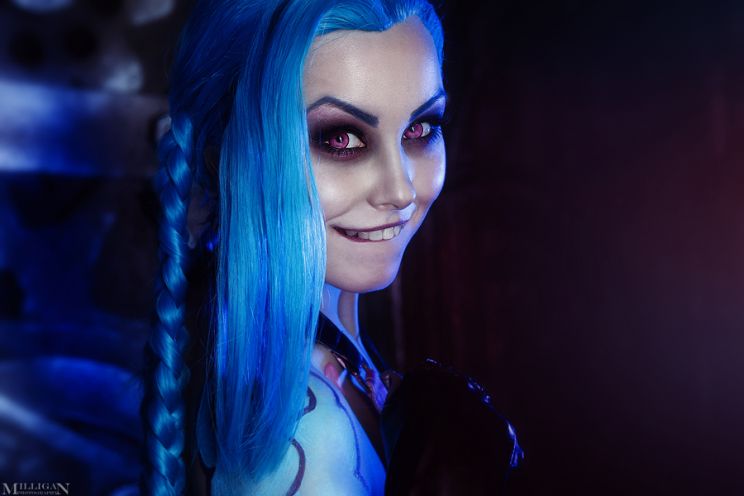 Alessa Savage