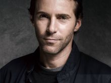 Alessandro Nivola