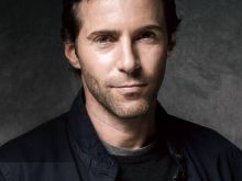 Alessandro Nivola