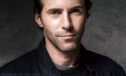 Alessandro Nivola