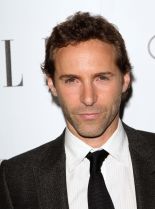 Alessandro Nivola