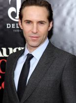 Alessandro Nivola photo