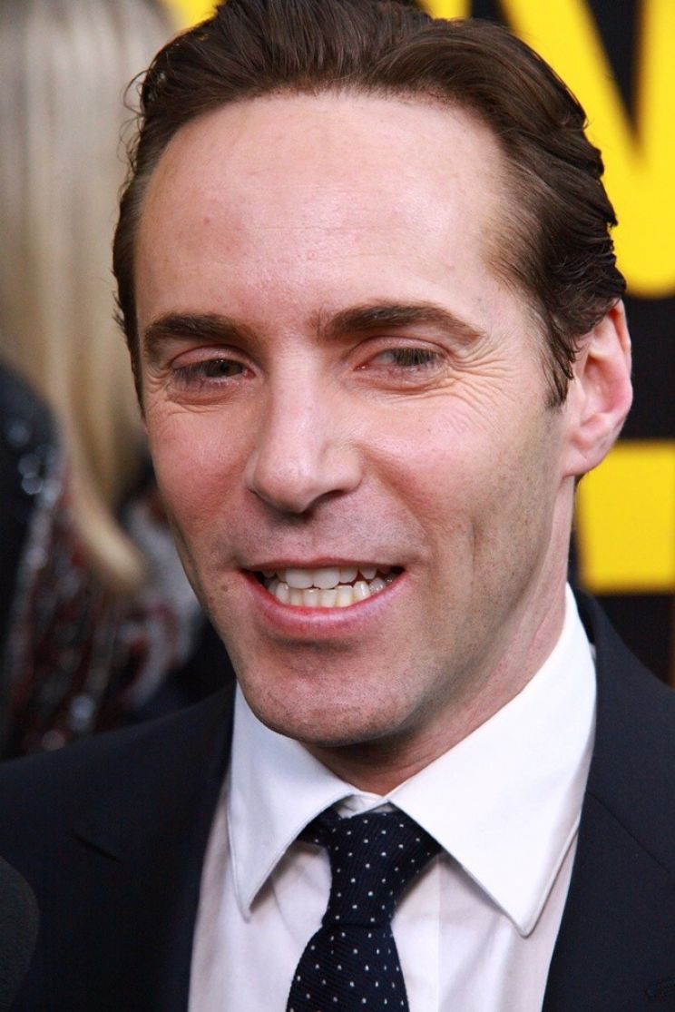 Alessandro Nivola