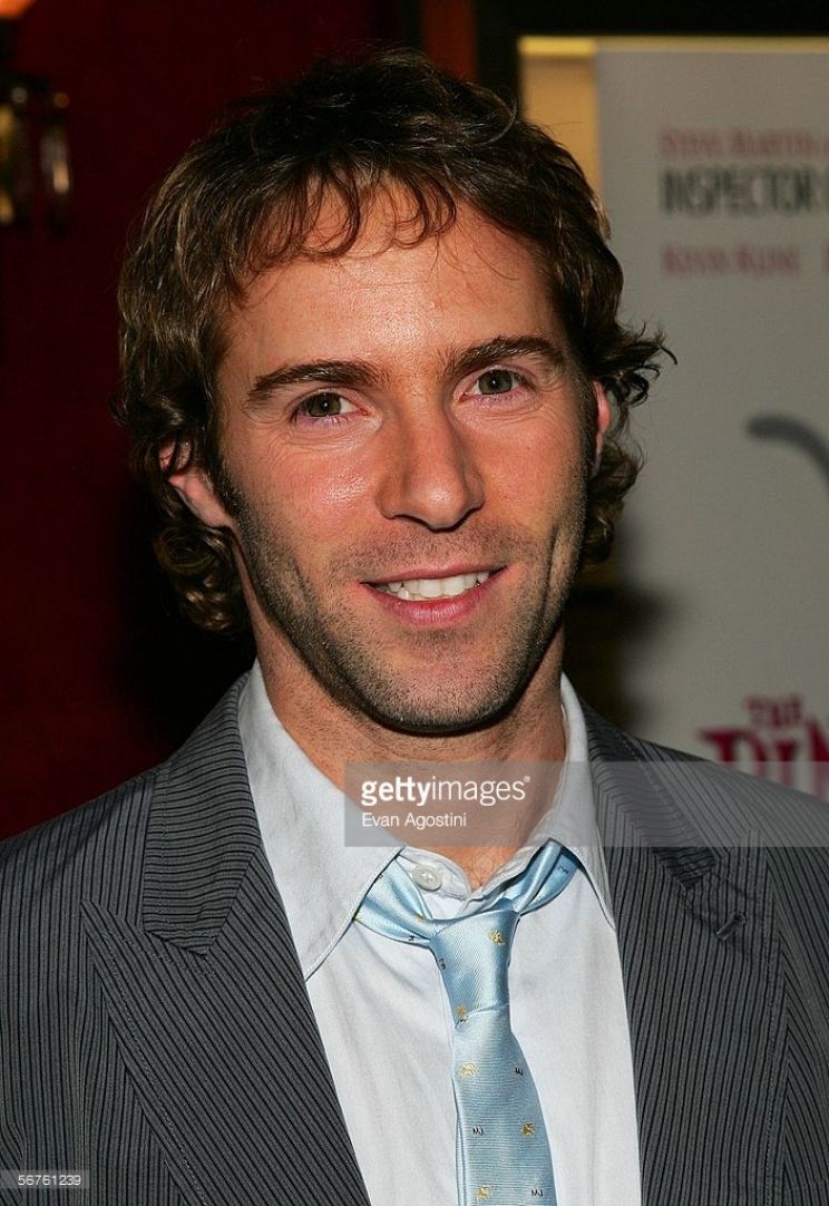 Alessandro Nivola
