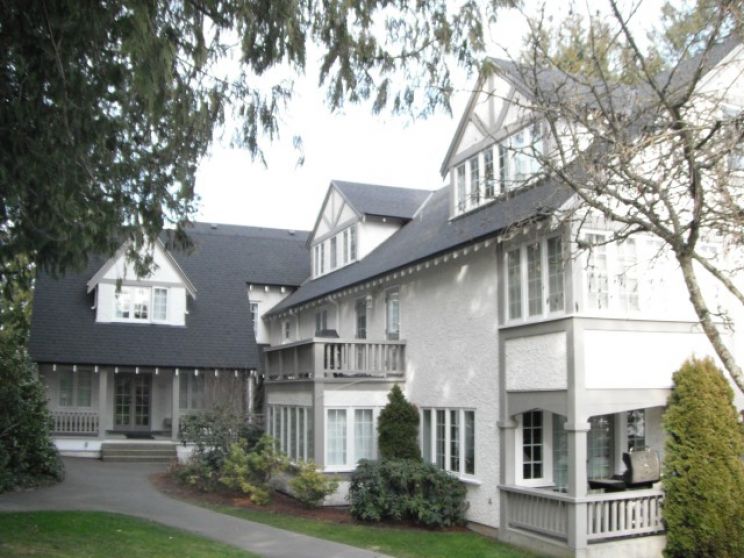 Alex House