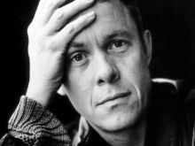 Alex Jennings