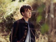 Alex Lawther