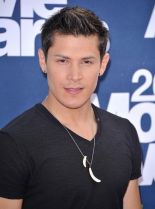 Alex Meraz