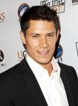 Alex Meraz