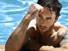 Alex O'Loughlin