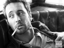 Alex O'Loughlin