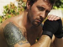 Alex O'Loughlin