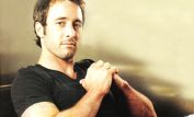 Alex O'Loughlin
