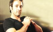 Alex O'Loughlin